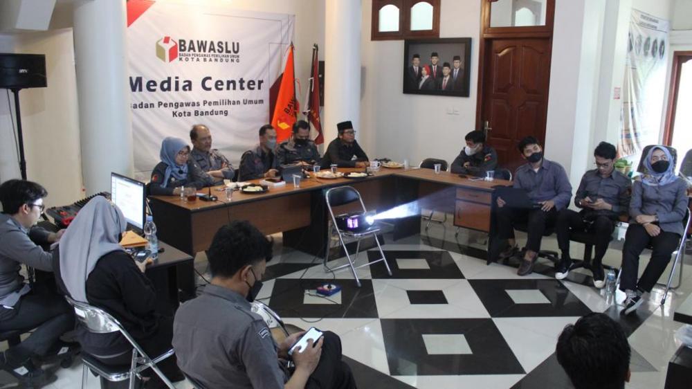 RDK Penanganan Pelanggaran : Teknik Penyusunan Putusan ADM Pemilu