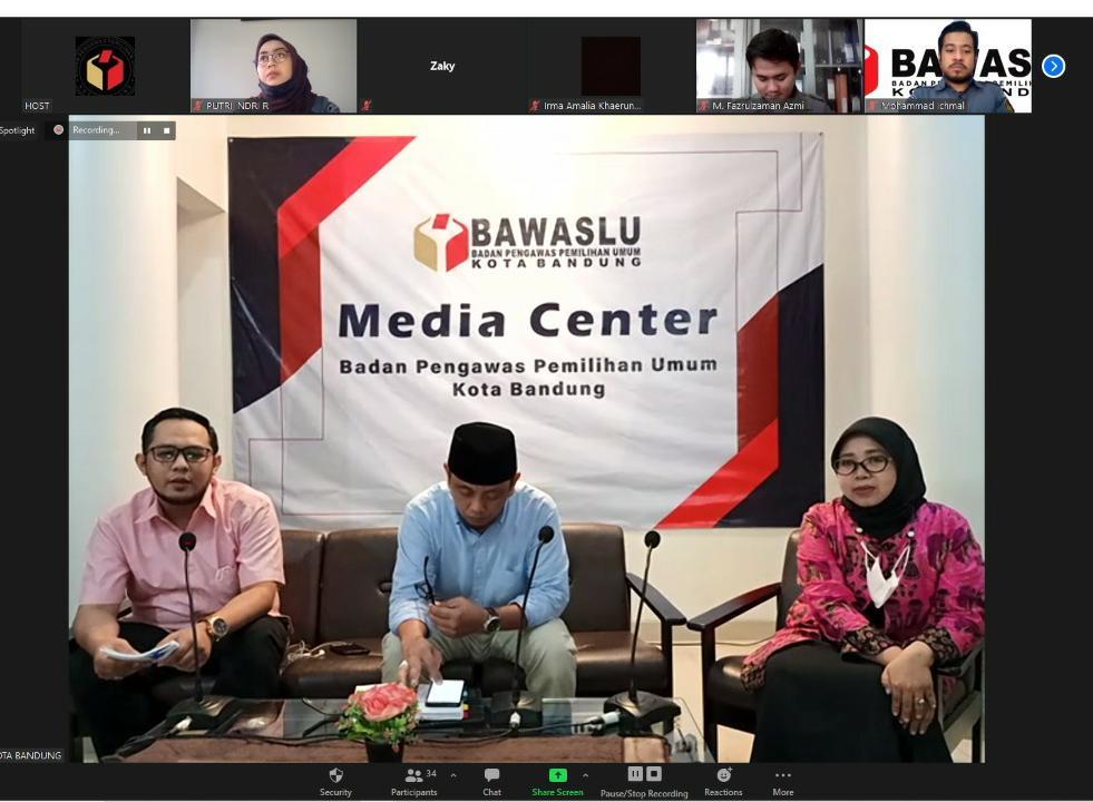 E-volutions Class, Zacky : Upaya Bawaslu Kota Bandung meningkatkan Partisipasi Politik Kaum Milenial