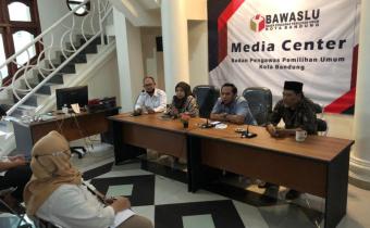 Rapat Koordinasi Rutin : Agenda Bulanan Bawaslu Kota Bandung