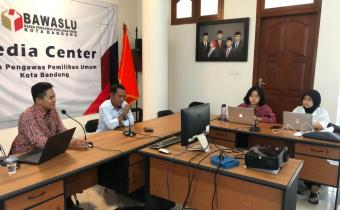 Asistensi Divisi Hukum Humas Data dan Informasi Bawaslu Kota Bandung